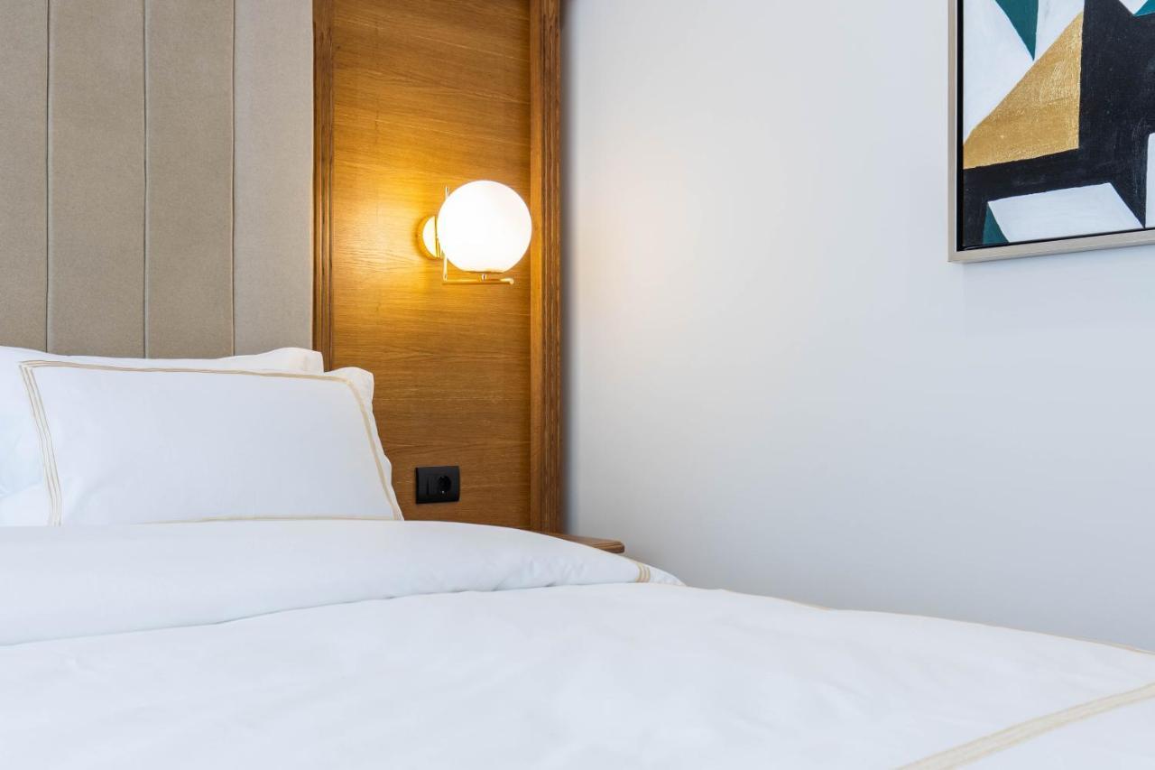 Hotel Afa Pristina Eksteriør billede