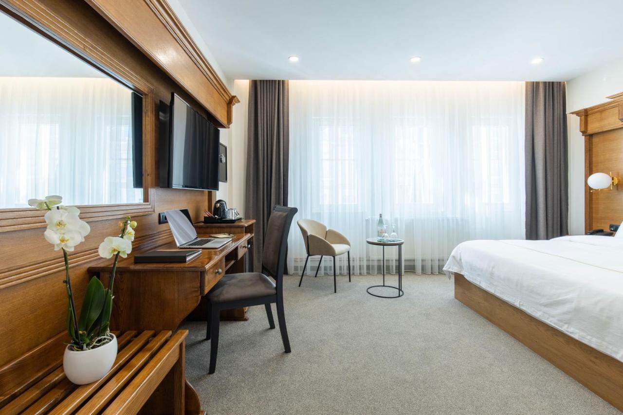 Hotel Afa Pristina Eksteriør billede