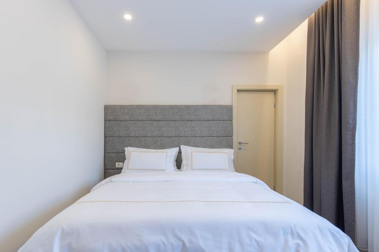 Hotel Afa Pristina Eksteriør billede
