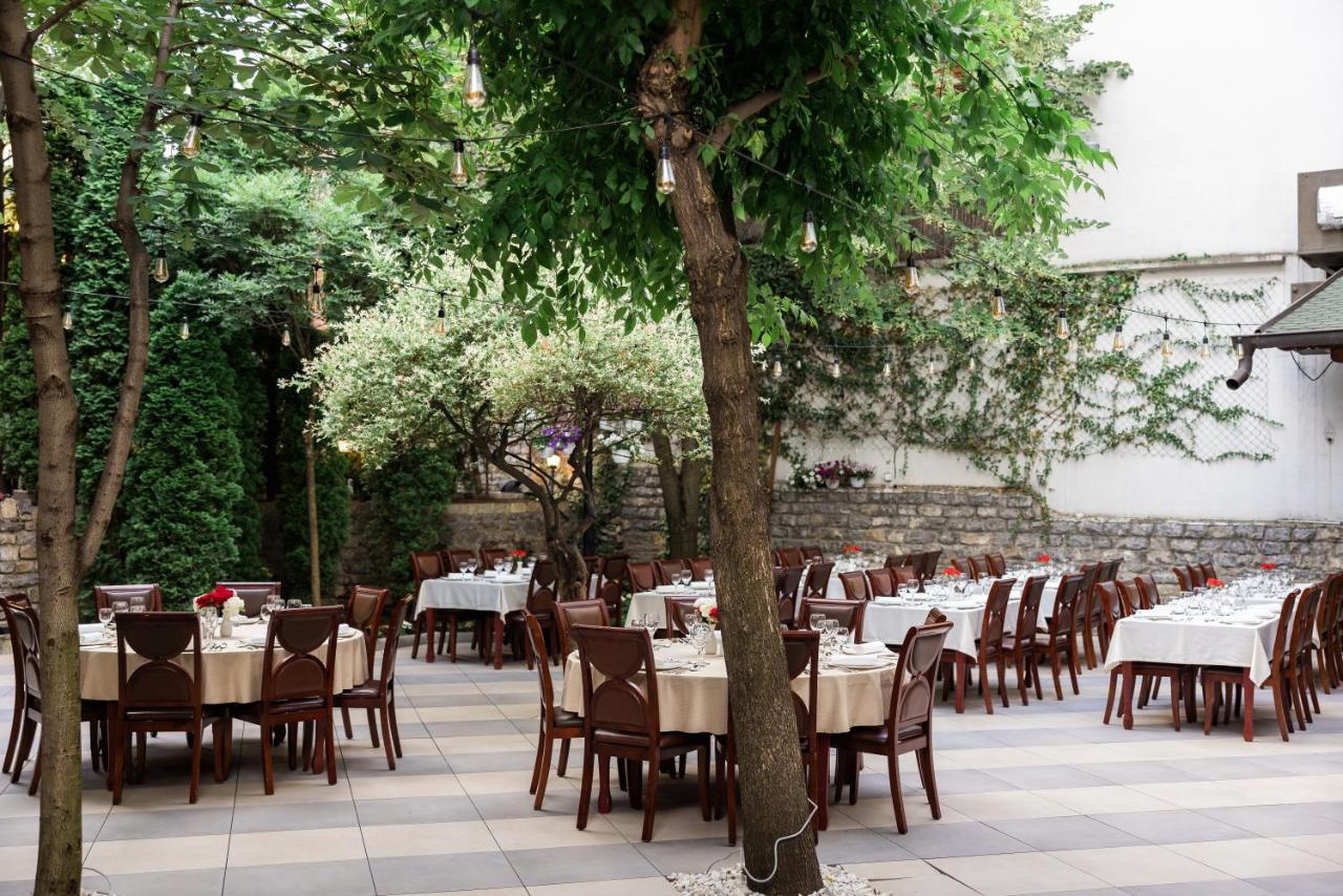 Hotel Afa Pristina Eksteriør billede